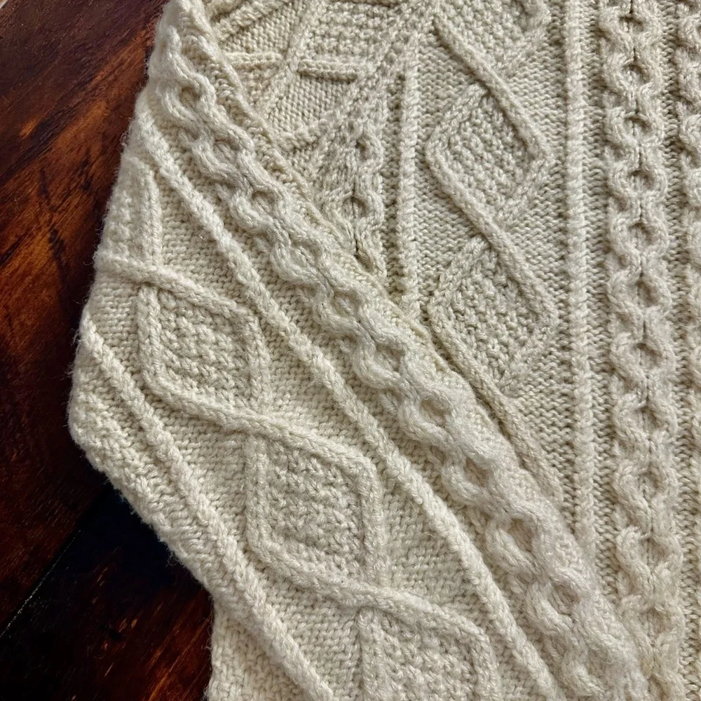 Fisherman sweater!!! - Picture 2 of 5